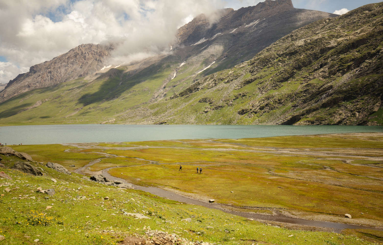 Nafran Valley Trek